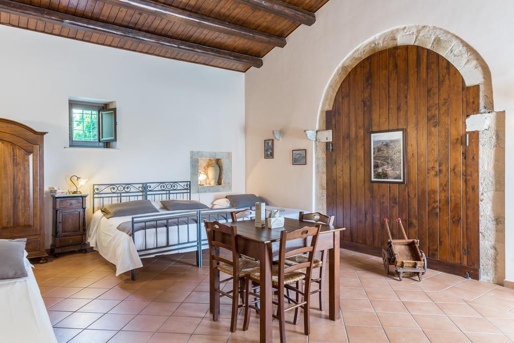 La Muraglia Residenza Turistica Rurale 산타크로체카메리나 외부 사진