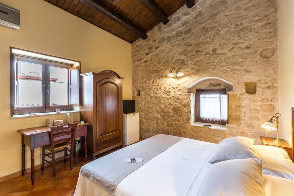 La Muraglia Residenza Turistica Rurale 산타크로체카메리나 외부 사진